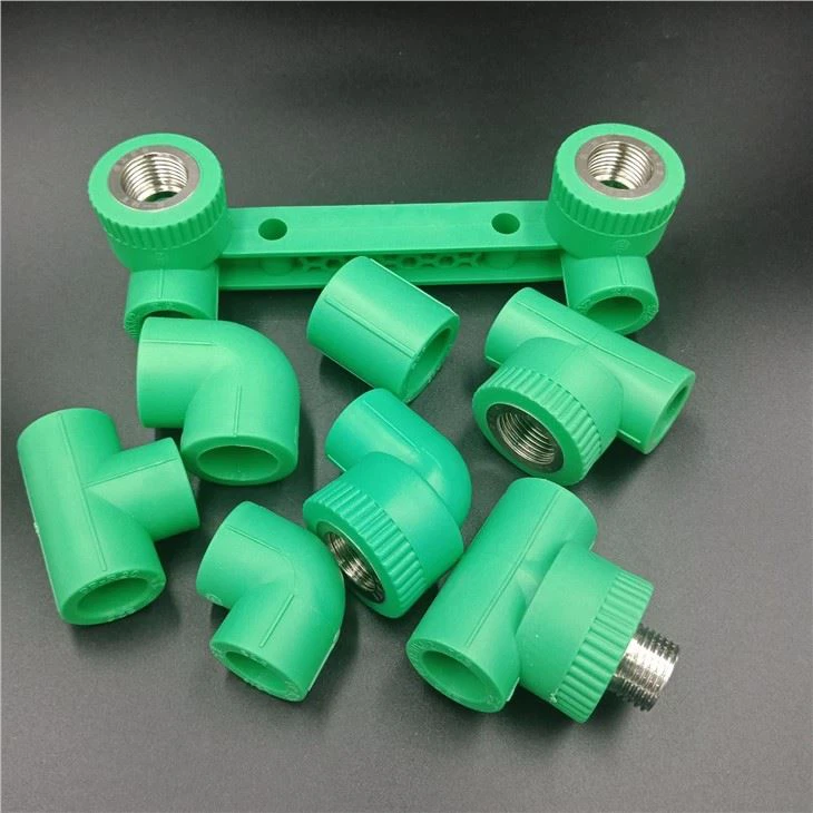 Groene Ppr vrouwelijke en mannelijke Socket Ppr Fittings Catalogus